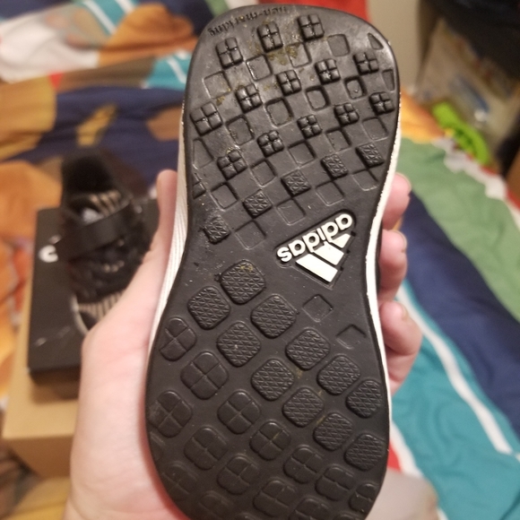 Adidas Toddler Shoes - Picture 4 of 6